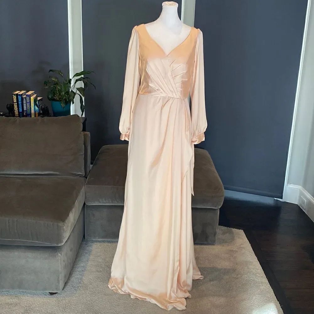 Women’s Full length V Neck Long Sleeve Corset Back Dress Size 6
